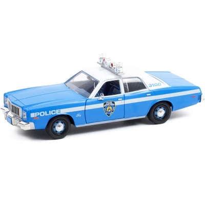 1975 Plymouth Fury Light Blue W/White Top "New York City Police Department" "Hot Pursuit" 1/24 Diecast Model Car By Greenlight 3 1975 Plymouth Fury Light Blue W/White Top "New York City Police Department" "Hot Pursuit" 1/24 Diecast Model Car By Greenlight