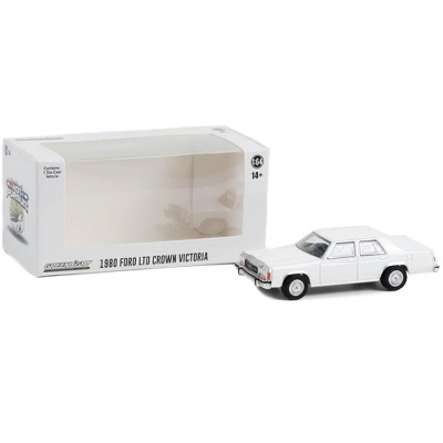 1980-1991 Ford LTD Crown Victoria Police White "Hot Pursuit" "Hobby Exclusive" Series 1/64 Diecast Model Car By Greenlight 4 1980-1991 Ford LTD Crown Victoria Police White "Hot Pursuit" "Hobby Exclusive" Series 1/64 Diecast Model Car By Greenlight - Image 2
