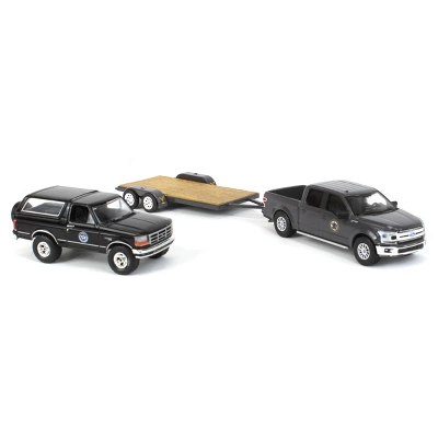 Greenlight Collectibles 1/64 2018 Ford F-150 Truck & 1992 Ford Bronco On Flatbed Trailer Montana Livestock Association Hitch & Tow 11 31150-C 4 Greenlight Collectibles 1/64 2018 Ford F-150 Truck & 1992 Ford Bronco On Flatbed Trailer Montana Livestock Association Hitch & Tow 11 31150-C - Image 2