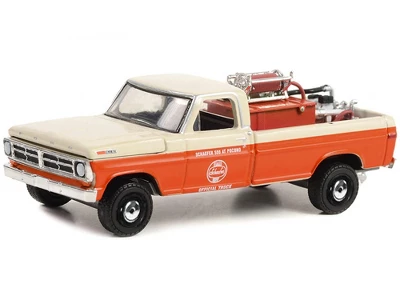 1971 Ford F-250 Truck W/Fire Equipment "Schaefer 500 At Pocono Official Truck" (1971) 1/64 Diecast Model Car By Greenlight 3 1971 Ford F-250 Truck W/Fire Equipment "Schaefer 500 At Pocono Official Truck" (1971) 1/64 Diecast Model Car By Greenlight