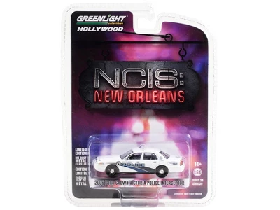 2006 Ford Crown Victoria Police Interceptor White "NCIS: New Orleans" (2014-2021) TV Series 1/64 Diecast Model Car By Greenlight 4 2006 Ford Crown Victoria Police Interceptor White "NCIS: New Orleans" (2014-2021) TV Series 1/64 Diecast Model Car By Greenlight - Image 2